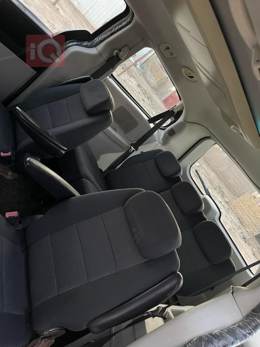 دودج جراند كارافان